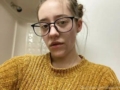 Lowylush OnlyFans Leaked Free Thumbnail Picture - #6md2ByHBBz