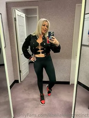 Ltbellalexisprecinct OnlyFans Leaked Free Thumbnail Picture - #L1A39JhQ0a