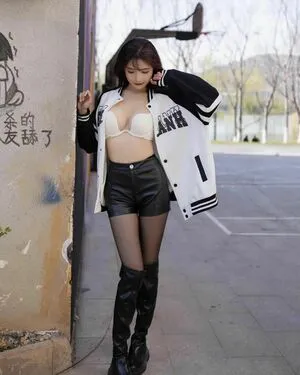 Lu Xuan Xuan OnlyFans Leaked Free Thumbnail Picture - #YbxLWcsm59