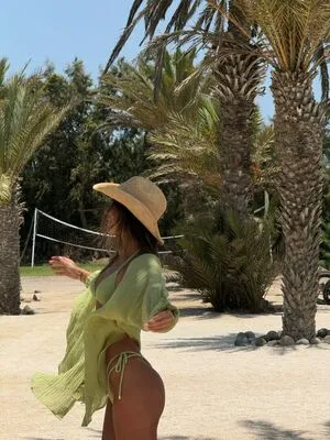 Luana Barron OnlyFans Leaked Free Thumbnail Picture - #4TJCkvW0L5