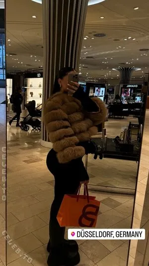 Luana He OnlyFans Leaked Free Thumbnail Picture - #zGqriBVBNp