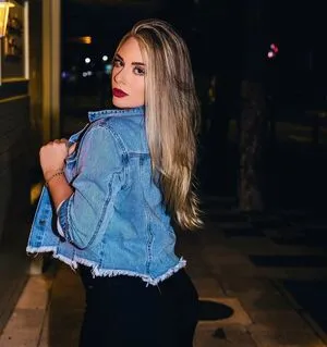 Luana Morais OnlyFans Leaked Free Thumbnail Picture - #SP3YSxNadd