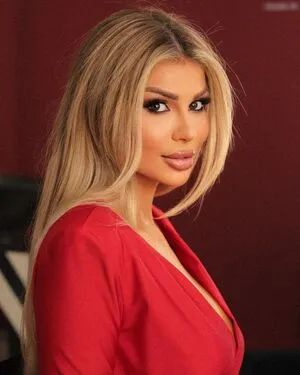 Luana Vjollca OnlyFans Leaked Free Thumbnail Picture - #elsszwsONM
