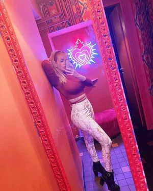 Luana88chloe OnlyFans Leaked Free Thumbnail Picture - #nql9E0pgXU