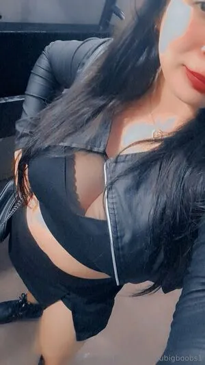 Lubigboobs1 OnlyFans Leaked Free Thumbnail Picture - #HrRoxr4yB4