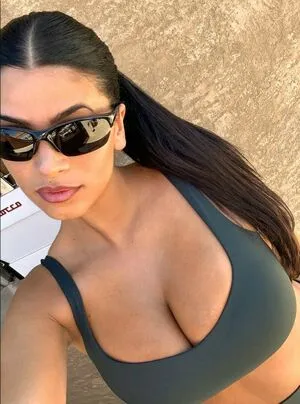 Lucciana Beynon OnlyFans Leaked Free Thumbnail Picture - #wa21ClALzX