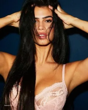 Lucciana Beynon OnlyFans Leaked Free Thumbnail Picture - #y6aCnOmw42