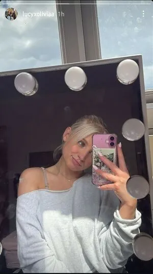 Luceoliviaxo OnlyFans Leaked Free Thumbnail Picture - #y2vOju8KGy