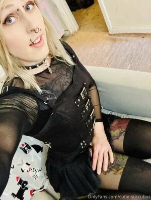 Luci Belle OnlyFans Leaked Free Thumbnail Picture - #PHdgn1mrai