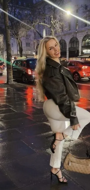 Lucia Leona OnlyFans Leaked Free Thumbnail Picture - #W92Htn7IbN