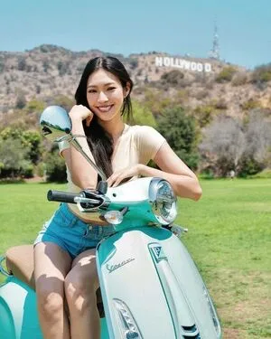 Lucia Liu OnlyFans Leaked Free Thumbnail Picture - #Dil9TxUKwd