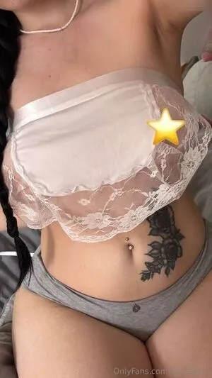 Luciaaleyy OnlyFans Leaked Free Thumbnail Picture - #KSDAqqTeHT