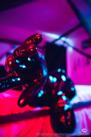 Luciaandleighlatex OnlyFans Leaked Free Thumbnail Picture - #AxHaLalug0