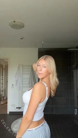 Lucie Bhm OnlyFans Leaked Free Thumbnail Picture - #beqU4kOPWG