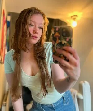 Lucie Roams OnlyFans Leaked Free Thumbnail Picture - #StQqZRaetA