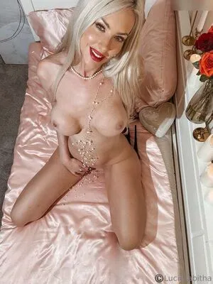 Lucie Tabitha OnlyFans Leaked Free Thumbnail Picture - #Dgi6mkitdB
