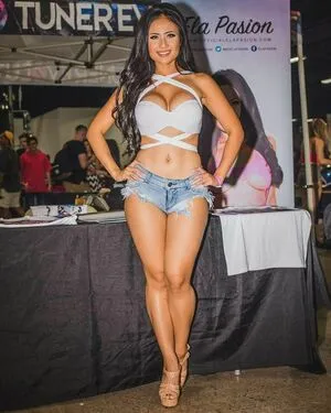 lucious.ela OnlyFans Leaked Free Thumbnail Picture - #9wwqgxEcwc