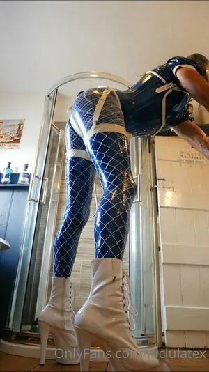 Luciulatex OnlyFans Leaked Free Thumbnail Picture - #e4YIVy121x