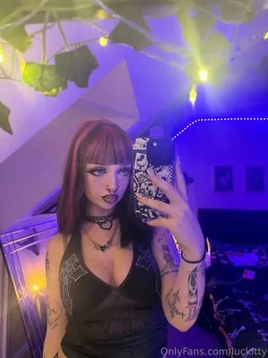Luckitty OnlyFans Leaked Free Thumbnail Picture - #yMWha2fRby