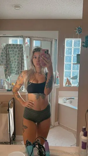 Luckyclover4 OnlyFans Leaked Free Thumbnail Picture - #fQaqWexxgW