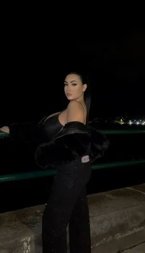 Lucrexiia OnlyFans Leaked Free Thumbnail Picture - #1whTAY4RmV