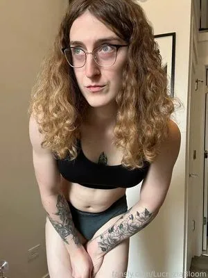 Lucreziabloom OnlyFans Leaked Free Thumbnail Picture - #i42ZHSIH2d