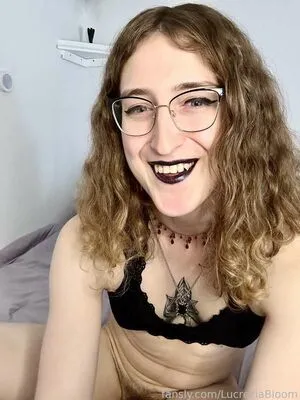 Lucreziabloom OnlyFans Leaked Free Thumbnail Picture - #tB77UDiZBO