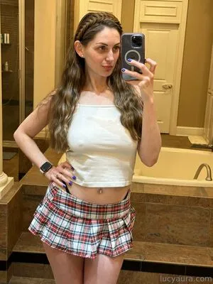 Lucy Aura OnlyFans Leaked Free Thumbnail Picture - #XdluxBTka1