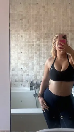 Lucy Bishop OnlyFans Leaked Free Thumbnail Picture - #GIchuo890b