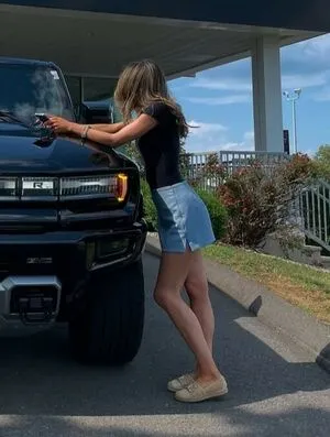 Lucy Burdge OnlyFans Leaked Free Thumbnail Picture - #e4Q8VKVbUu