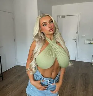 Lucy Cartlidge OnlyFans Leaked Free Thumbnail Picture - #NDRNiXQ0Tc