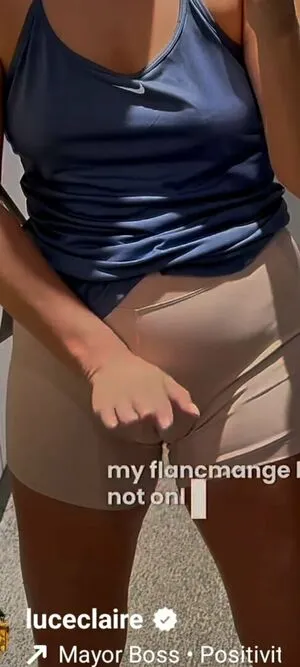 Lucy Claire OnlyFans Leaked Free Thumbnail Picture - #7vM43JXDKG