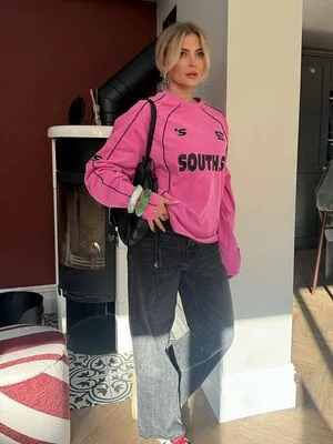 Lucy Fallon OnlyFans Leaked Free Thumbnail Picture - #twrnpD50E8