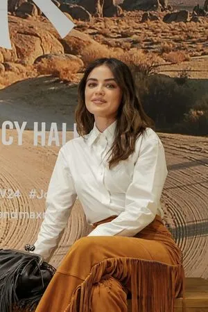 Lucy Hale OnlyFans Leaked Free Thumbnail Picture - #OcPQYNnUAA