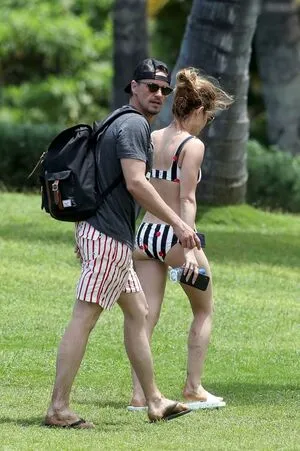 Lucy Hale OnlyFans Leaked Free Thumbnail Picture - #StJkhYXKLW