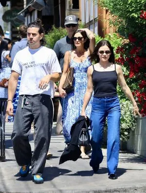 Lucy Hale OnlyFans Leaked Free Thumbnail Picture - #UJS7MASMzV