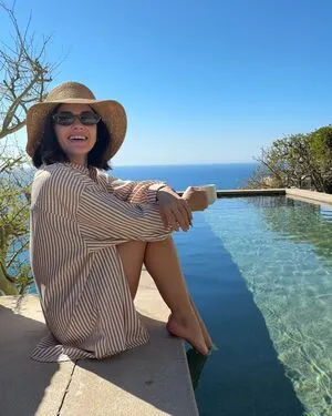 Lucy Hale OnlyFans Leaked Free Thumbnail Picture - #xlHlZYjnKc