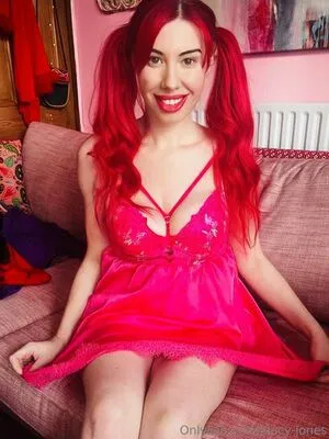 Lucy Jones OnlyFans Leaked Free Thumbnail Picture - #Cn5JPbYNQ7