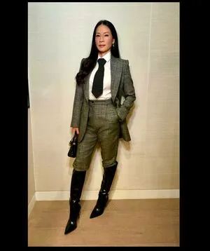 Lucy Liu OnlyFans Leaked Free Thumbnail Picture - #AktCMCM4ar