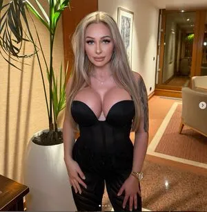Lucy Love OnlyFans Leaked Free Thumbnail Picture - #1AzrdJMhLc
