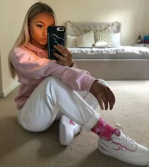 Lucy M OnlyFans Leaked Free Thumbnail Picture - #98uN53Rz8O