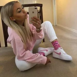Lucy M OnlyFans Leaked Free Thumbnail Picture - #JMUGENz8lX