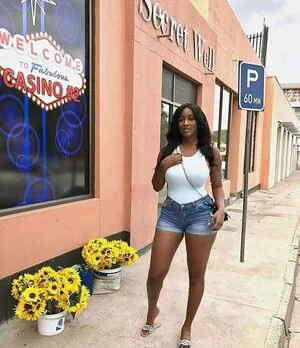 Lucy Malangh OnlyFans Leaked Free Thumbnail Picture - #eImct8Fy94