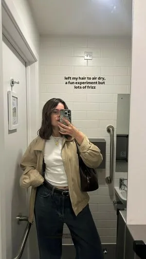 Lucy Moon OnlyFans Leaked Free Thumbnail Picture - #SMS8dFg9eg