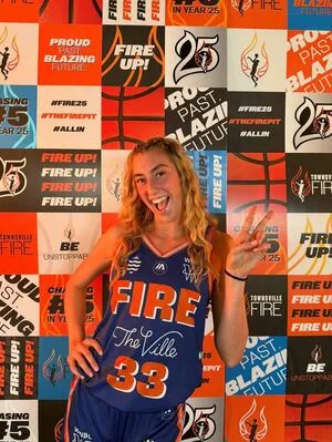 Lucy Olsen OnlyFans Leaked Free Thumbnail Picture - #cYskFQFkip