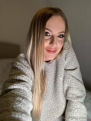 Lucy Robinson OnlyFans Leaked Free Thumbnail Picture - #t3wGar9R0S