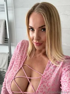 Lucy Robinson OnlyFans Leaked Free Thumbnail Picture - #v9YmbA7LSq