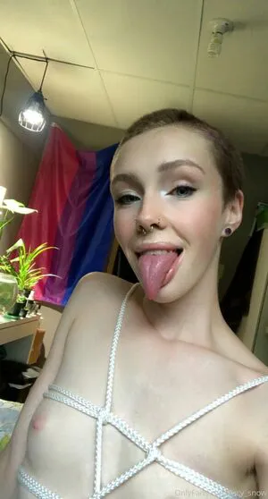Lucy Snow OnlyFans Leaked Free Thumbnail Picture - #4lQHKOdwVc