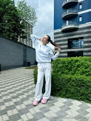 Lucy Twinkle OnlyFans Leaked Free Thumbnail Picture - #4vfrswfJiL