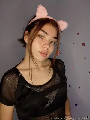 Lucyabel1310 OnlyFans Leaked Free Thumbnail Picture - #b9Fq40Z1Yj